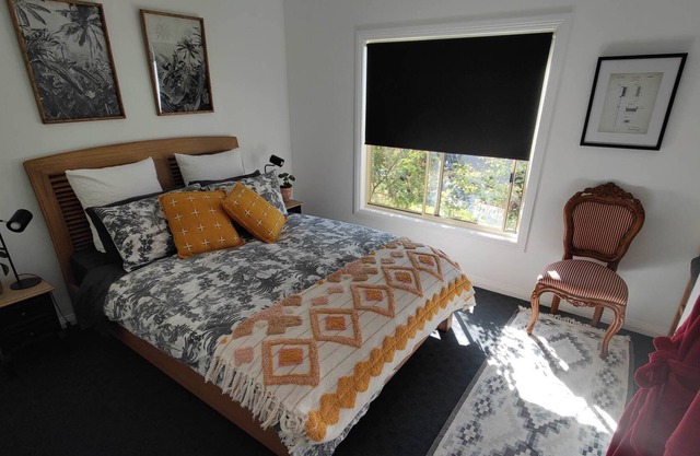 Private Cottage Walking Distance to the Beach and Restaurants