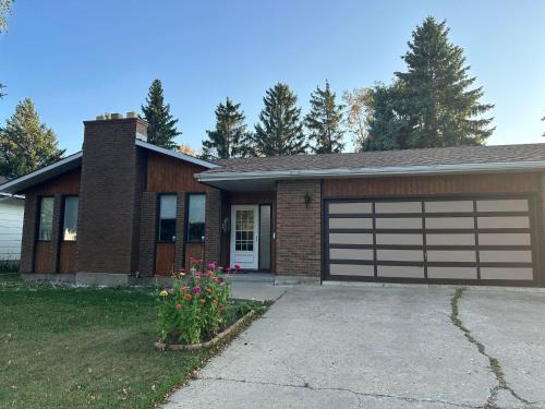 Private Cozy Basement Suite Near Downtown Saskatoon