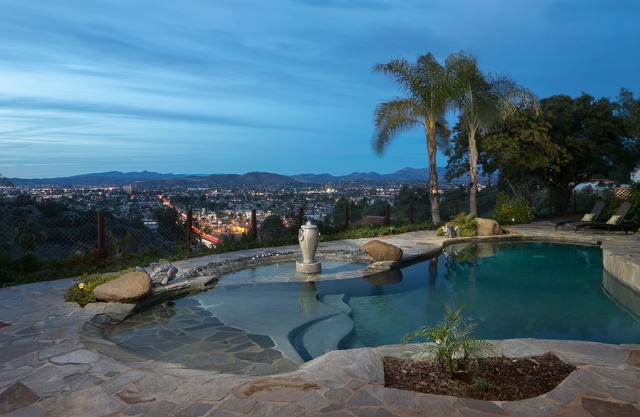 Private Estate with Incredible Views, Pool and Three King Beds!
