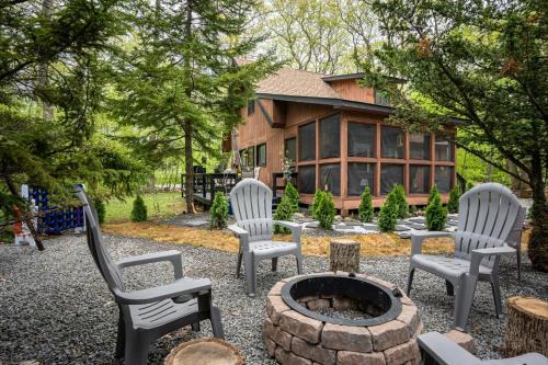 Private Hot Tub and Game Room Pocono Family Cabin!