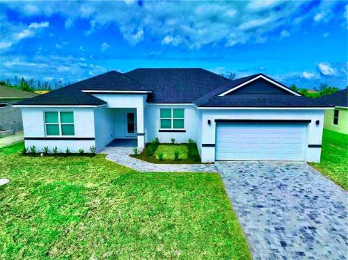 Private House 5Bed 3baths