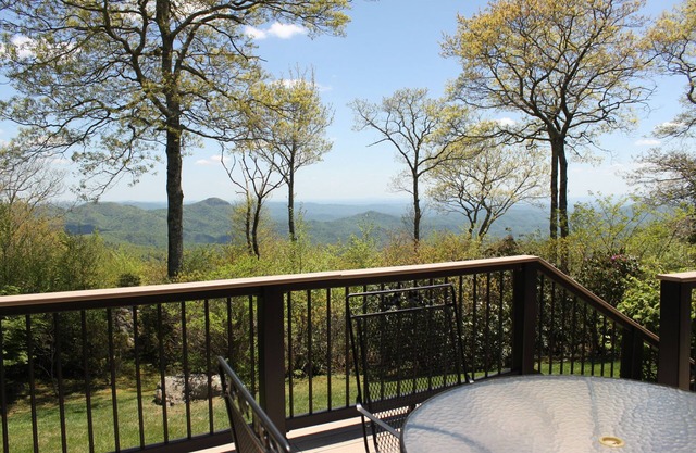 Private/incredible views - Linville Gorge! Newly updated! Peaceful retreat!