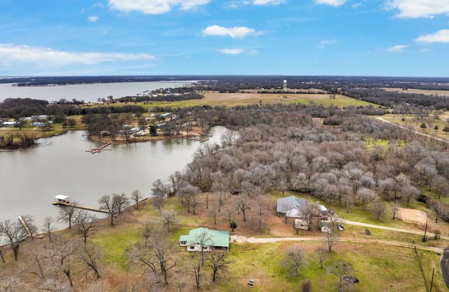 PRIVATE Lakefront on Tawakoni Fishing Dock Peaceful Retreat on the Lake