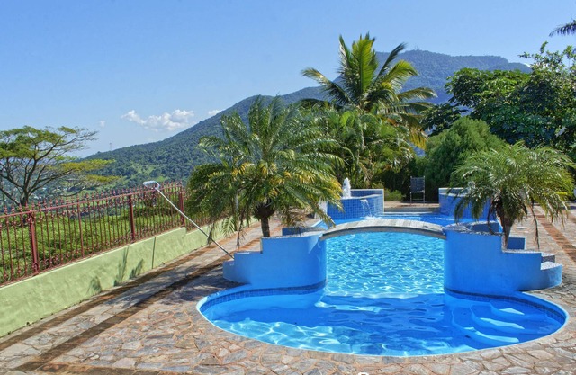 Private Mountain Villa Overlooking the Ocean - with staff and NO extra fees