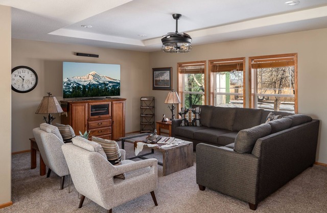 Private Mountain View Home on 2 Acres in Bozeman