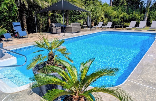 Private Oasis: Pool & Spa Between Savannah & Tybee