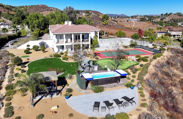 Private Pickleball Resort Estate in Wine Country