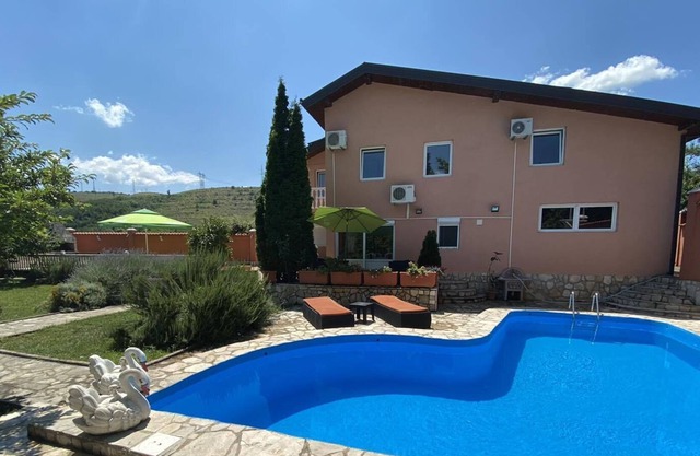Private Riverside Villa Silvia