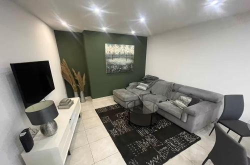 Private room 1 - Msida comfort