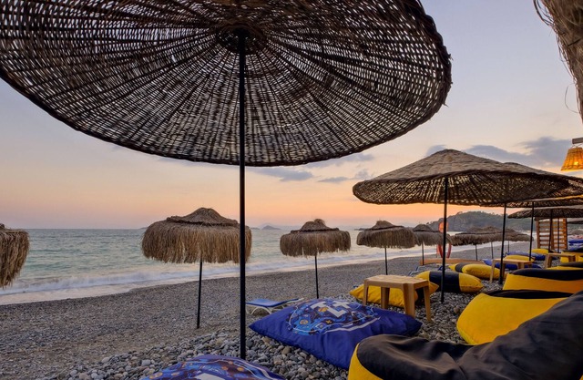 private seashore, private beach, private bungalow