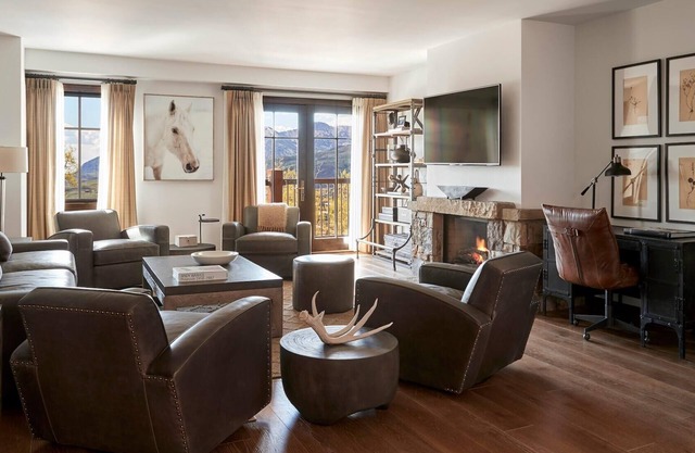 Private Ski Residence w/Gas Fireplace & Ski-In, Ski-Out Access
