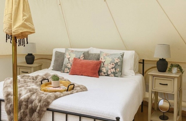 Private Stargazing Tent Dogwood Den – Peaceful Glamping with Fire Pit & Open Skies