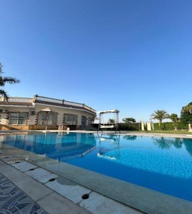 Private Villa With Pool Near Sphinx airport