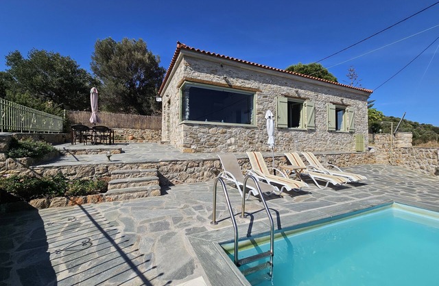 Private Villa Glass Stone Pool House - Nea Styra