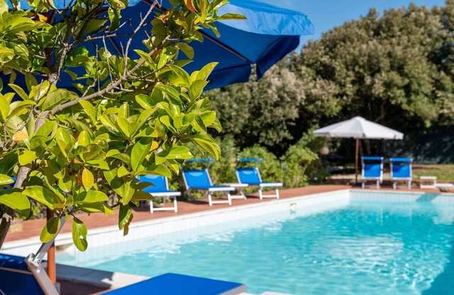 Private Villa with A/C, WIFI, private pool, TV, patio, pets allowed, panoramic view, parking