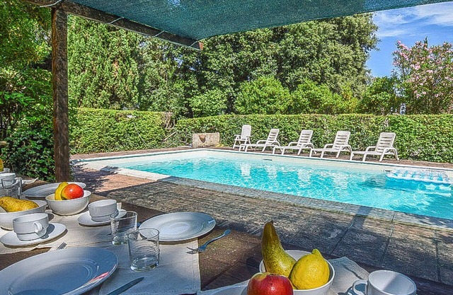 Private Villa with A/C, private pool, WIFI, TV, patio, pets allowed, panoramic view, parking