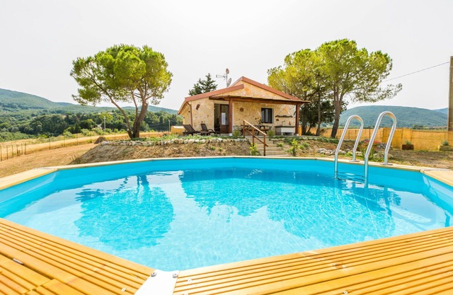Private Villa with WIFI, A/C, private pool, TV, terrace, pets allowed, panoramic view, parking