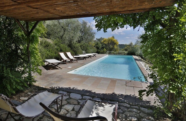 Private Villa with private pool, WIFI, TV, terrace, panoramic view, parking, close to Florence