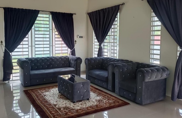 Pro-Qaseh Room Stay , Darulaman Lake Home