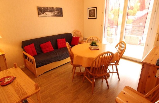 Proche Thermes - T2 Cabine avec Balcon, Parking et Wifi - Animaux admis - FR-1-313-170