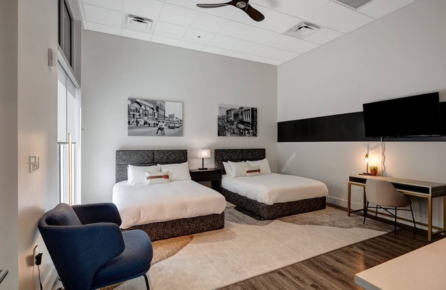 Professional Retreat Double Queen Room