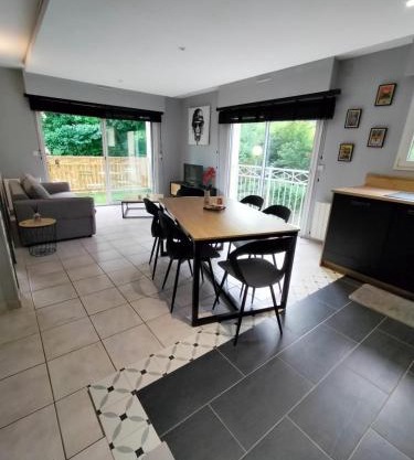 Promo 20 pourcent - centre - parking - balcon - wifi - lave linge et vaisselle