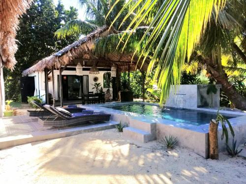 Propriété entière face au lagon, piscine, cuisine & wifi rien que pour vous Le Boraha Beach Lodge 90 m2