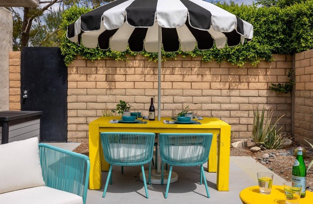 PS Stylish Luxe Condo : Pools, Tennis, Pickleball