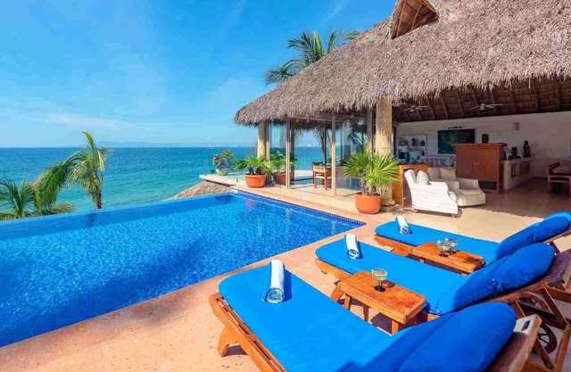 Puerto Vallarta luxury villa rental for 14