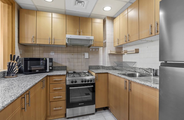 Pure Living - Cozy Apartment With Balcony In Silicon Oasis