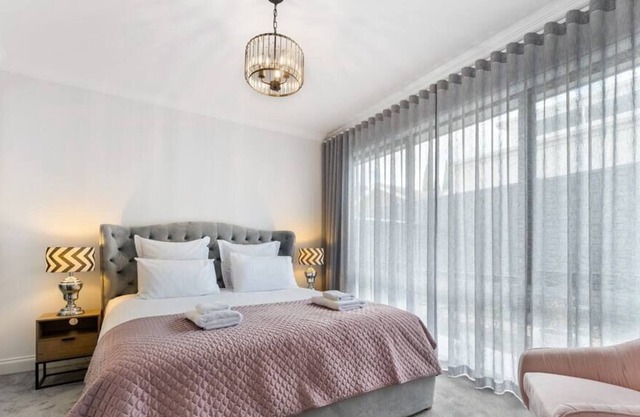 Pure Luxury & Elegant 3 bedrooms holiday home
