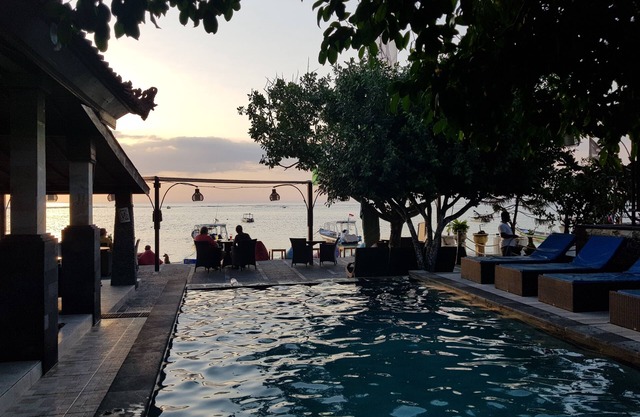 Puri Nusa Beach Hotel