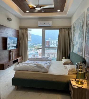 Pushkar Studio