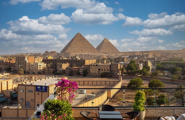 pyramids Yard Hotel