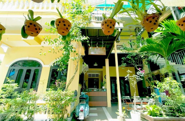 Q' Villa Garden Homestay