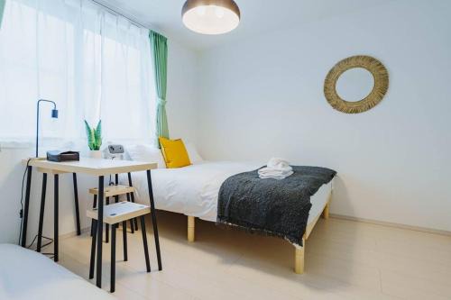 QH103, Newly renovated hotel, direct access to Ueno, Asakusa, Disneyland, Airport