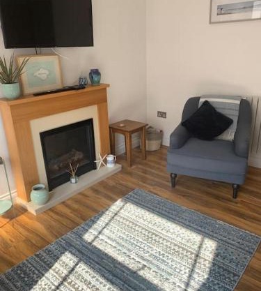 Quaint cottage in Ventnor with sea views