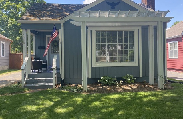 Quaint Cozy Home in Broad Ripple Area of Indianapolis