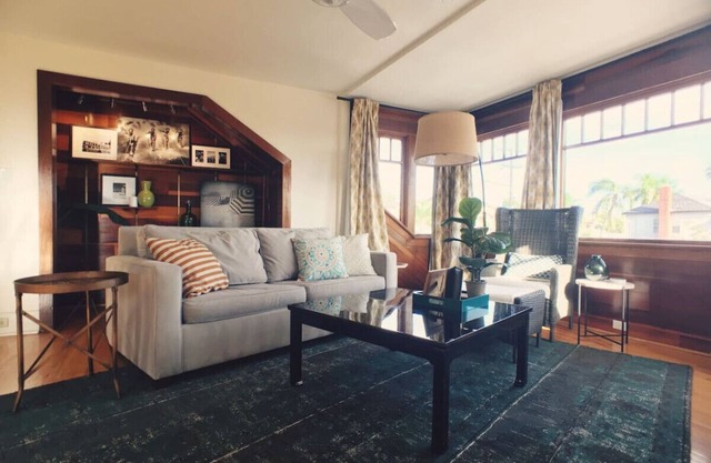 Quaint Hillcrest home w/character in perfect spot