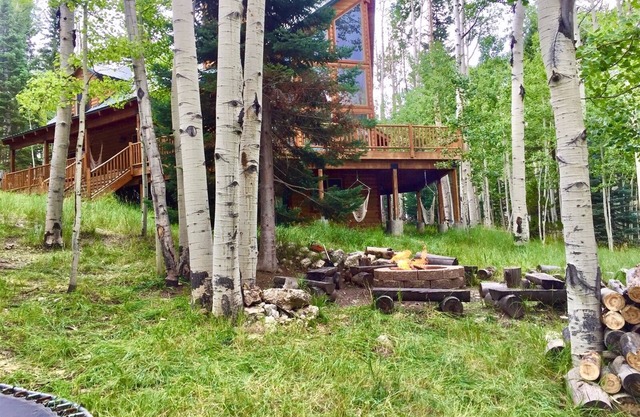Quakie Lake Retreat, Mountain cabin 5 bd 3 bth Heart of Dixie National Forest