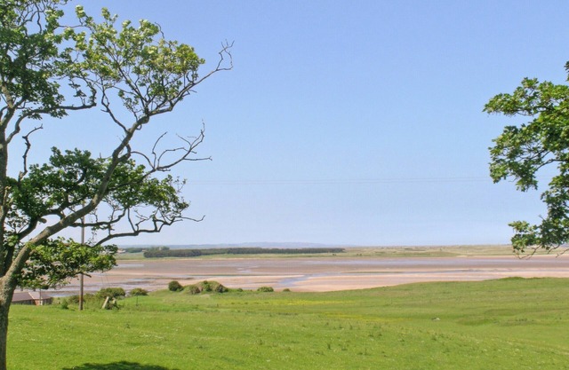 Quality accommodation which boasts views across Budle Bay and Holy Island.
