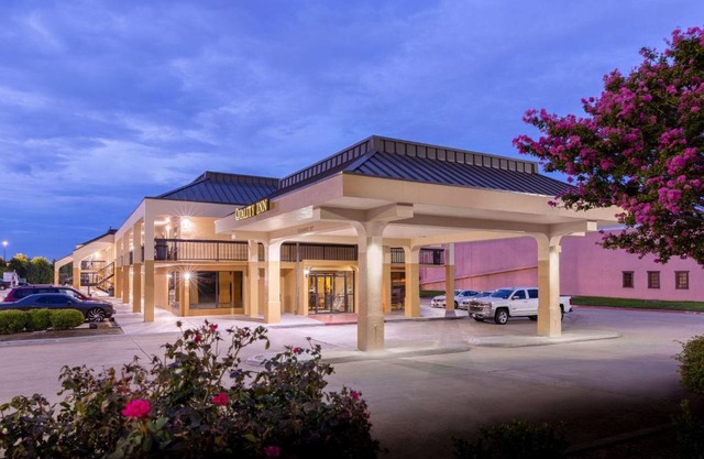 Quality Inn at Arlington Highlands