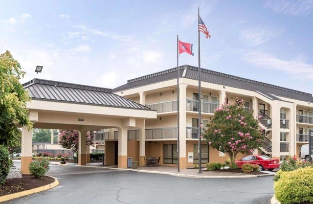 Quality Inn Merchants Drive