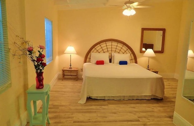 QUEEN ANGEL Beautiful Studio Suite, a few steps from the ocean,Grand Turk Island