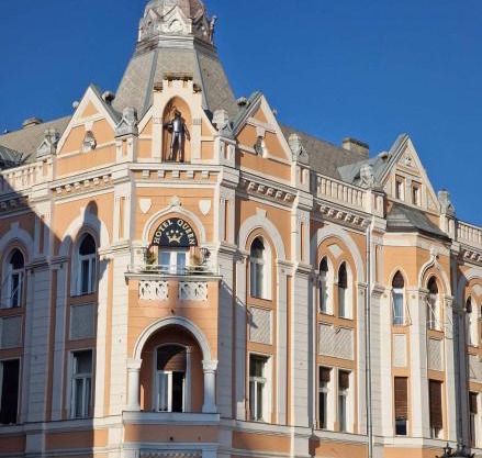 Queen Palace