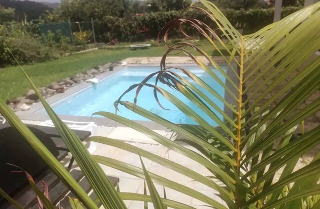 Quiet and cozy with swimming pool and garden