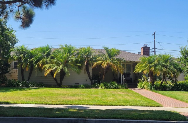 Quiet and private cul de sac home