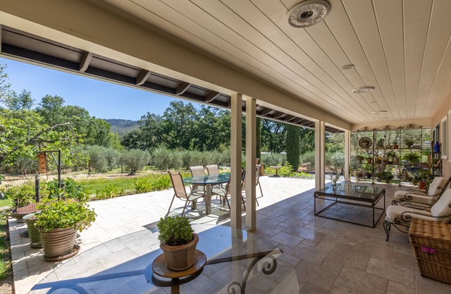 Quiet Napa Valley Countryside Home just minutes from St. Helena