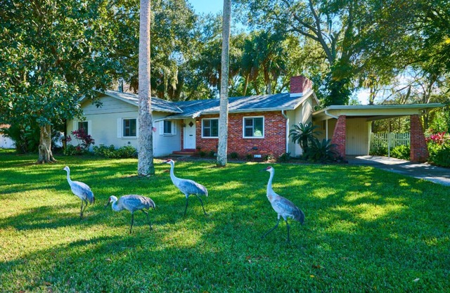 Quiet neighborhood close to Downtown Sanford