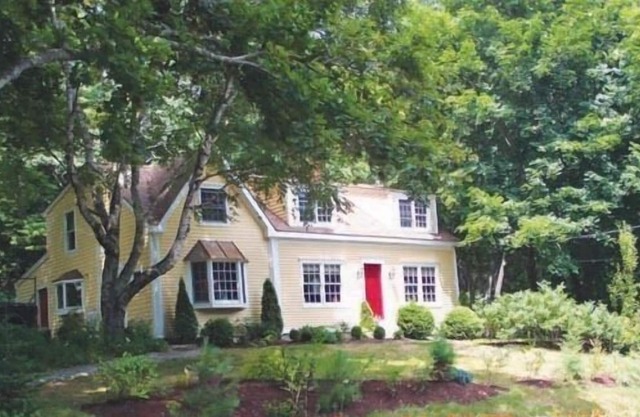 Quiet with Views - Pet Friendly - late booking special